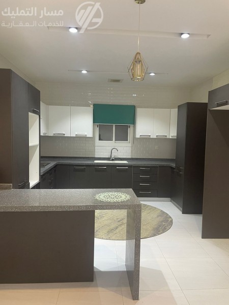 Photo by Daniel J. Schwarz